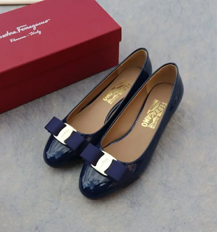 salvatore ferragamo flat chaussures pour femme s_10aa05b1